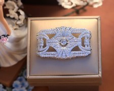 Broche Argenté Dentelle