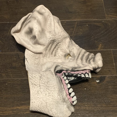 Maschera penna maiale
