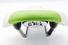 Sella bici ciclocross Fizik Tundra 2 strada MTB eBike sella bianca con guide Kium