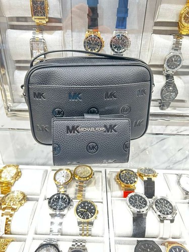 Borsa tracolla michael kors - a,