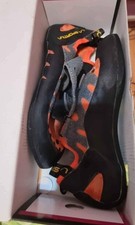  scarpe arrampicata La Sportiva Tarantula Flame 