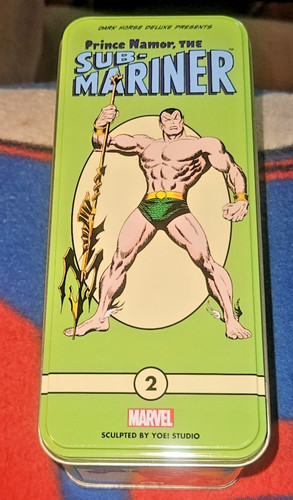 Dark horse deluxe - horse, marvel
