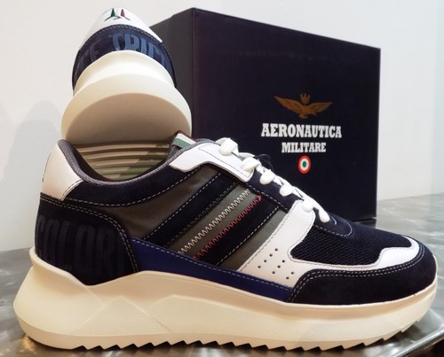 Scarpe sneakers logo
