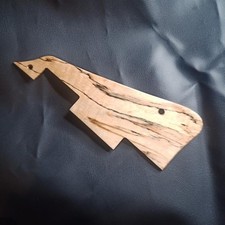 Elegante battipenna in legno