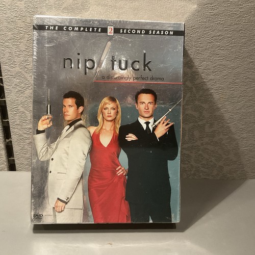 Nip tuck the complete second - -,