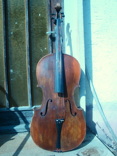 Antico violoncello del 1850 - ,