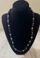 Collana vintage Cristalli neri sfaccettati Lunghezza 60 cm