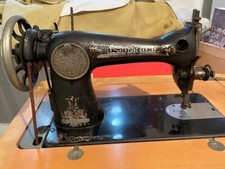 Macchina da cucire SINGER a