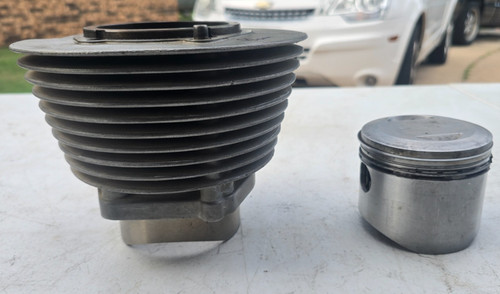 Ducati 450 cylinder piston - ducati,