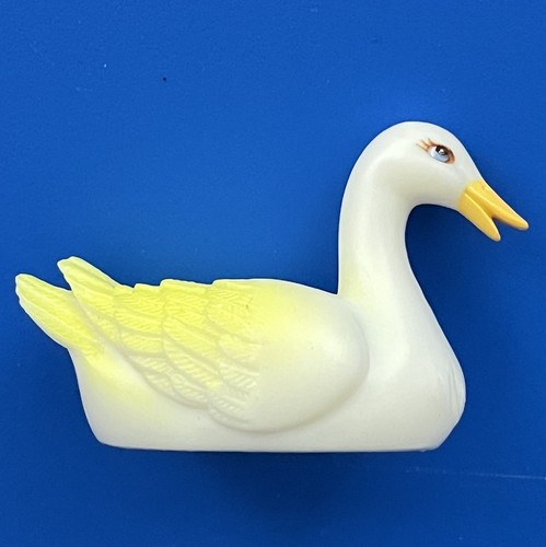 Barbie lago dei - dei, cigni