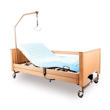 Letto ortopedico motorizzato per anziani e disabili, con materasso