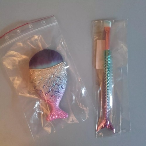 Lotto due pennelli make - make, up