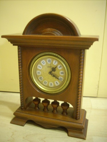 Orologio soprammobile legno - ,