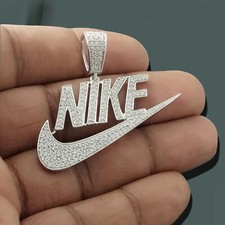 Ciondolo uomo NIKE nome