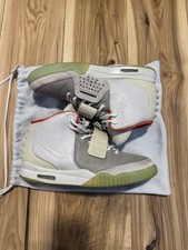 Taglia 12 - Nike Air Yeezy 2