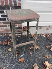 Sgabello bar disegno acciaio stile Lione Toledo vintage seduta base metallo industriale