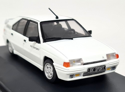 Modellino auto solido - modellino, 1/43