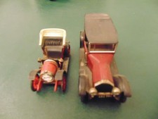 tre modellini auto d'epoca