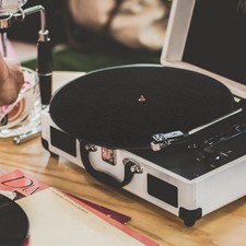 Felt disc vintage turntable - felt,
