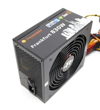 Thermaltake Frankfurt 830 W