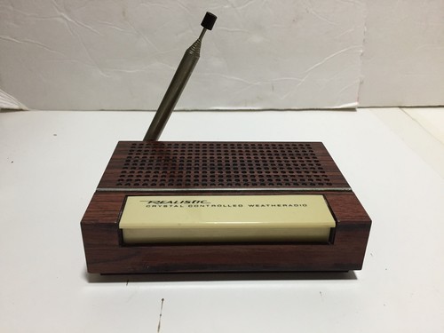 Radio vintage realistica - radio,