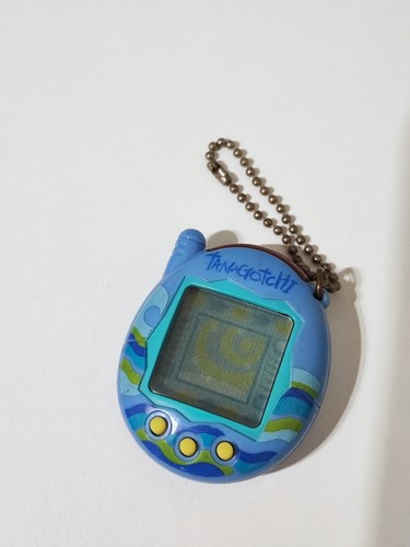 Tamagotchi connection 2004 - tamagotchi, v3