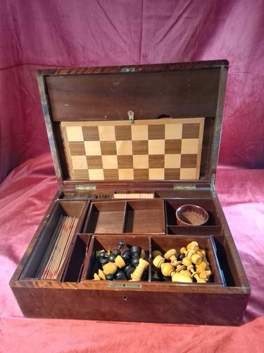 Antico set gioco scacchi - set,