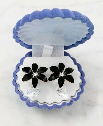 Orecchini fiore nero bottone - a,