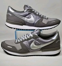 Vintage 2004 OG Nike Air