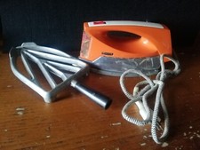 FERRO DA STIRO A VAPORE