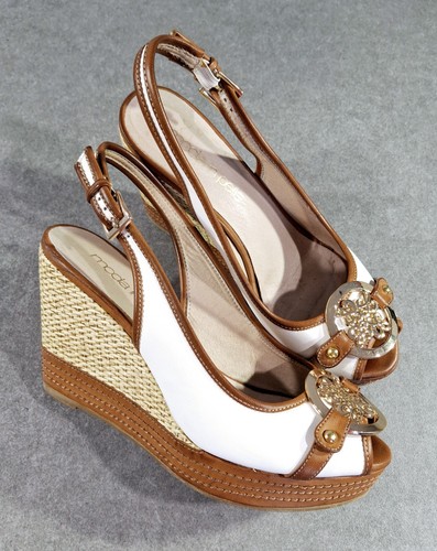Sandali con zeppa - moda, in