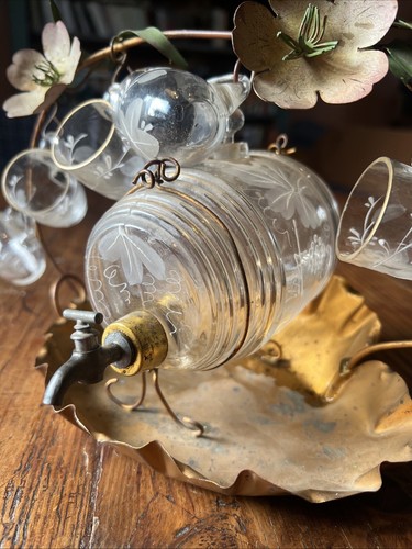 Cave liqueur vers - cave,