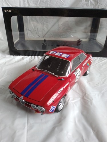 Autoart alfa romeo gtam - romeo,