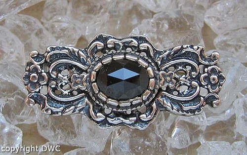 Granatbrosche brosche mit - granatbrosche,