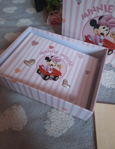 Disney minnie mouse album - disney,