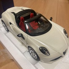 Alfa Romeo 4C Spider 1/18