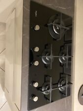 piano cottura 5 fuochi 90 cm  whirlpool colore nero in vetro