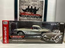 1:18 AUTO WORLD - 1961 CHEVY