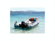 Gommone ASSO 430 con Motore Mercury 20-25 400 cm cubici  e Carrello ELLEBI 13A