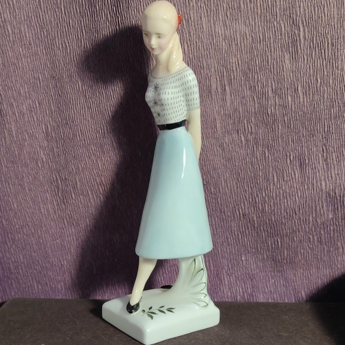 Royal doulton sweet sixteen - royal,