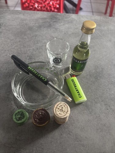 Chartreuse lot publicitaire - chartreuse,