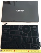 Trousse makeup pouch Chanel 27