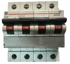 Interruttore magnetotermico 4 Poli 10A General Elettric