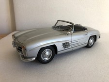 MERCEDES 300 SL Roadster 1957 (180039030) MINICHAMPS 1/18