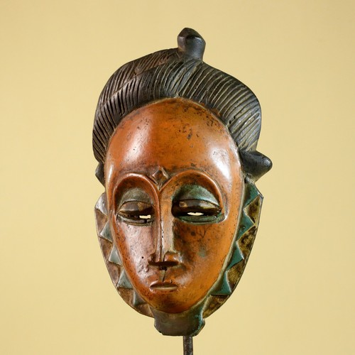 Maschera africana tribale