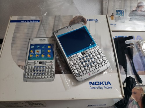 Nuovo telefono cellulare - , nokia