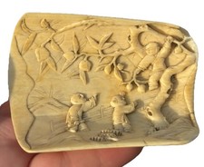 Poggiapolsi da studioso cinese