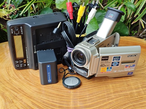 205893 videocamera sony - 205893,