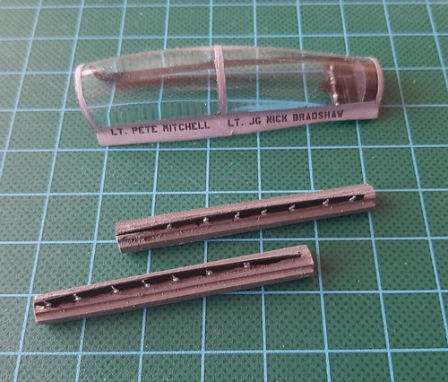 Tomcat 48 canopy rails - 1/48,