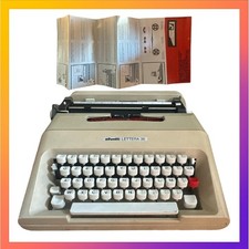 Macchina da Scrivere Olivetti Lettera 35 Vintage Anni 70 1972 con Valigetta .